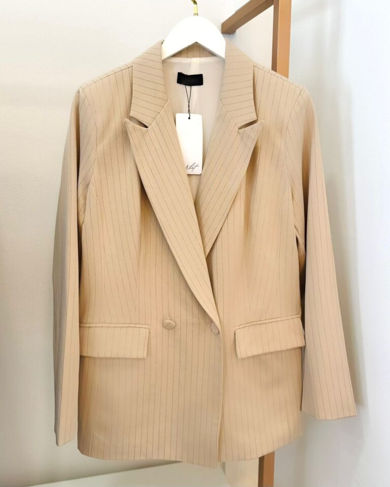 blazer risca de giz